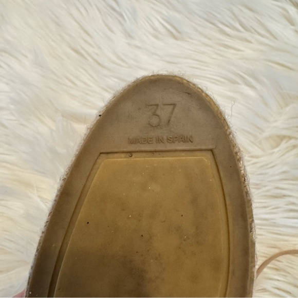 Castañer Carina Espadrille Wedges ASO Kate Middleton - Picture 9 of 11